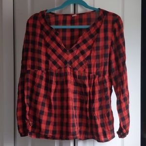 Old Navy black and red plaid shirt